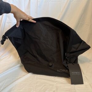 NWT Bundle NOMATIC Vacuum Bag 2.0 Large with Shirt Organizer Bundle Travel Set